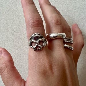 Fiat Lux Sterling Silver Skull Ring
